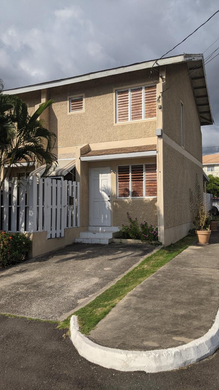 Townhouse For Sale LADY MUSGRAVE ROAD, Kingston 5 29,000,000 Keez