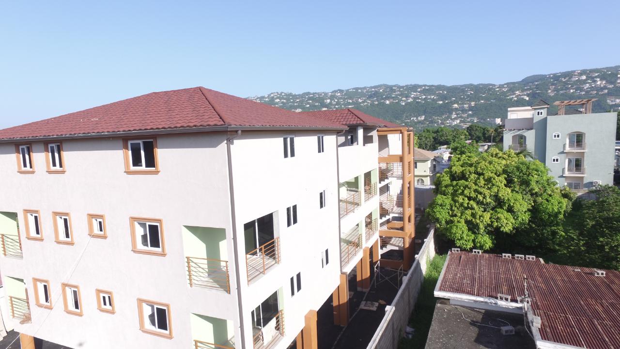 Apartment For Sale SUNRISE CRESCENT, Kingston 19 40,000,000 Keez