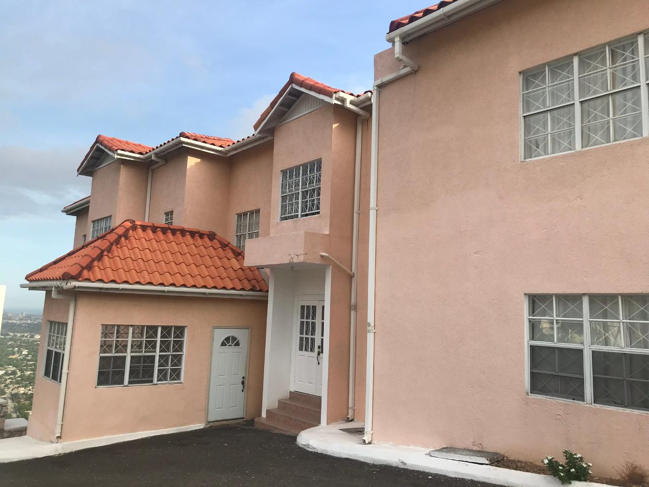 Apartment For Sale LEAS FLATS, Kingston 19 35,000,000 Keez