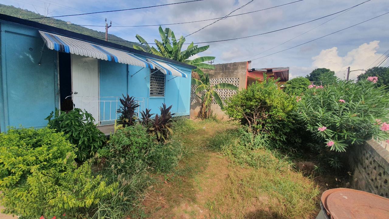 House For Sale HOPKINS AVENUE, Kingston 20 12,500,000 Keez