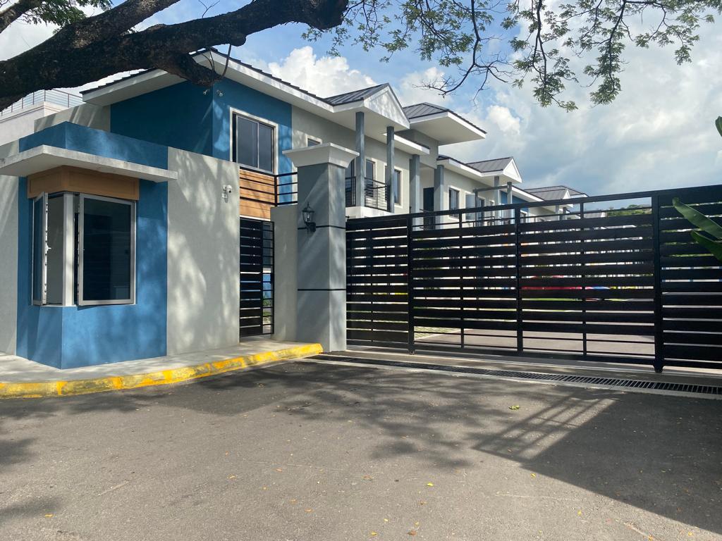 Apartment For Rent SEYMOUR AVENUE, Kingston 6 1,800 Keez