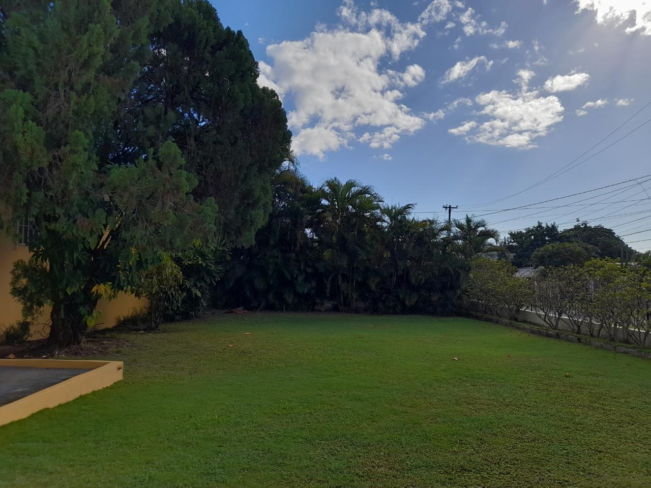 House For Rent MONA HEIGHTS, Kingston 6 150,000 Keez