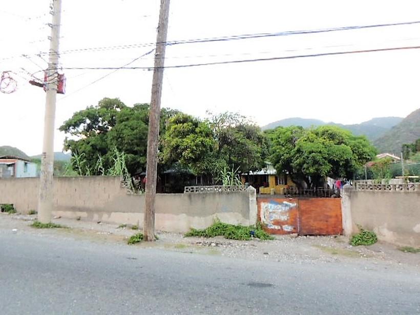 House For Sale BULL BAY, Kingston 17 15,000,000 Keez