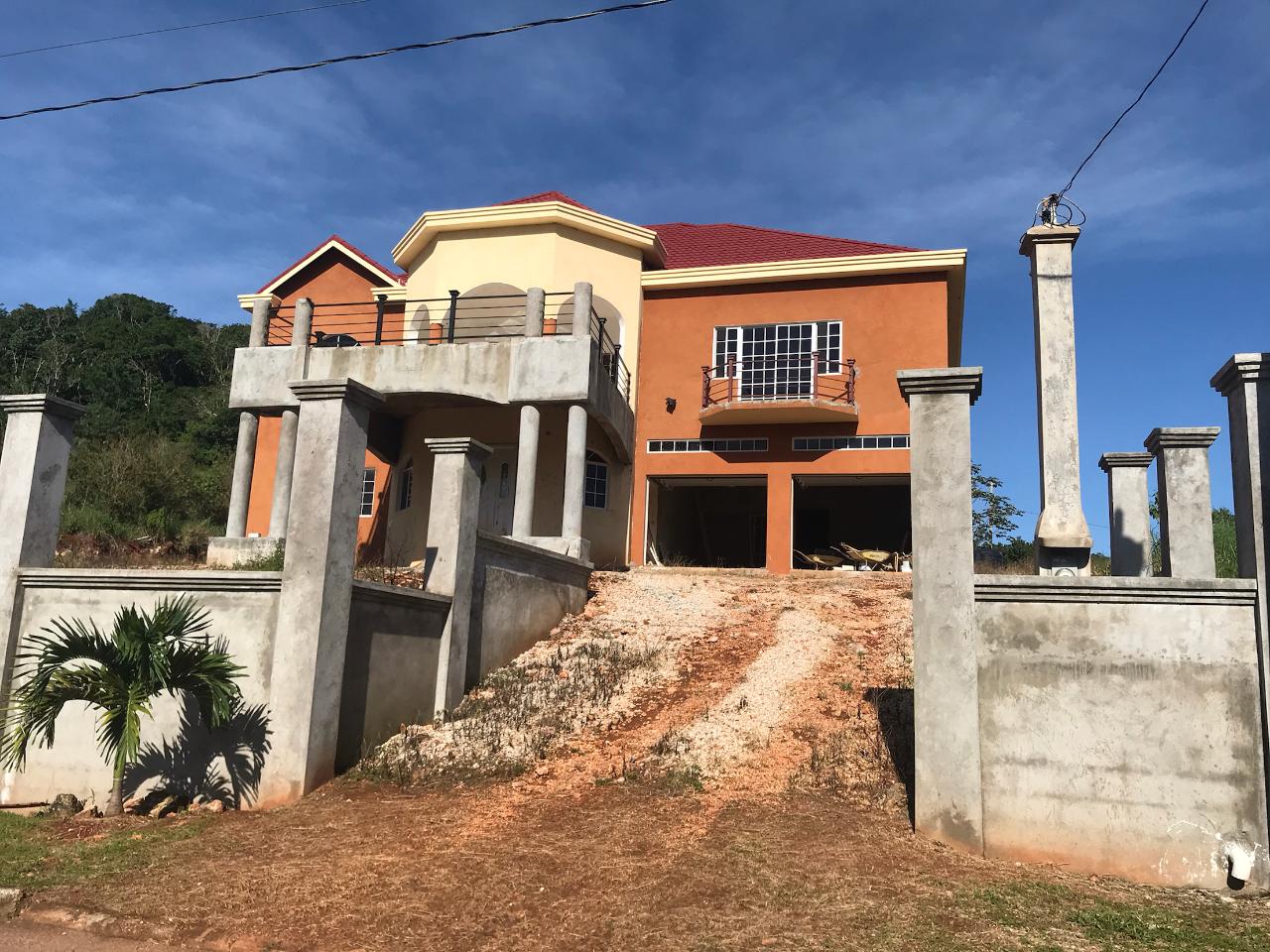 House For Sale MOORLANDS MANOR (PHASE 1), Mandeville 45,000,000 Keez