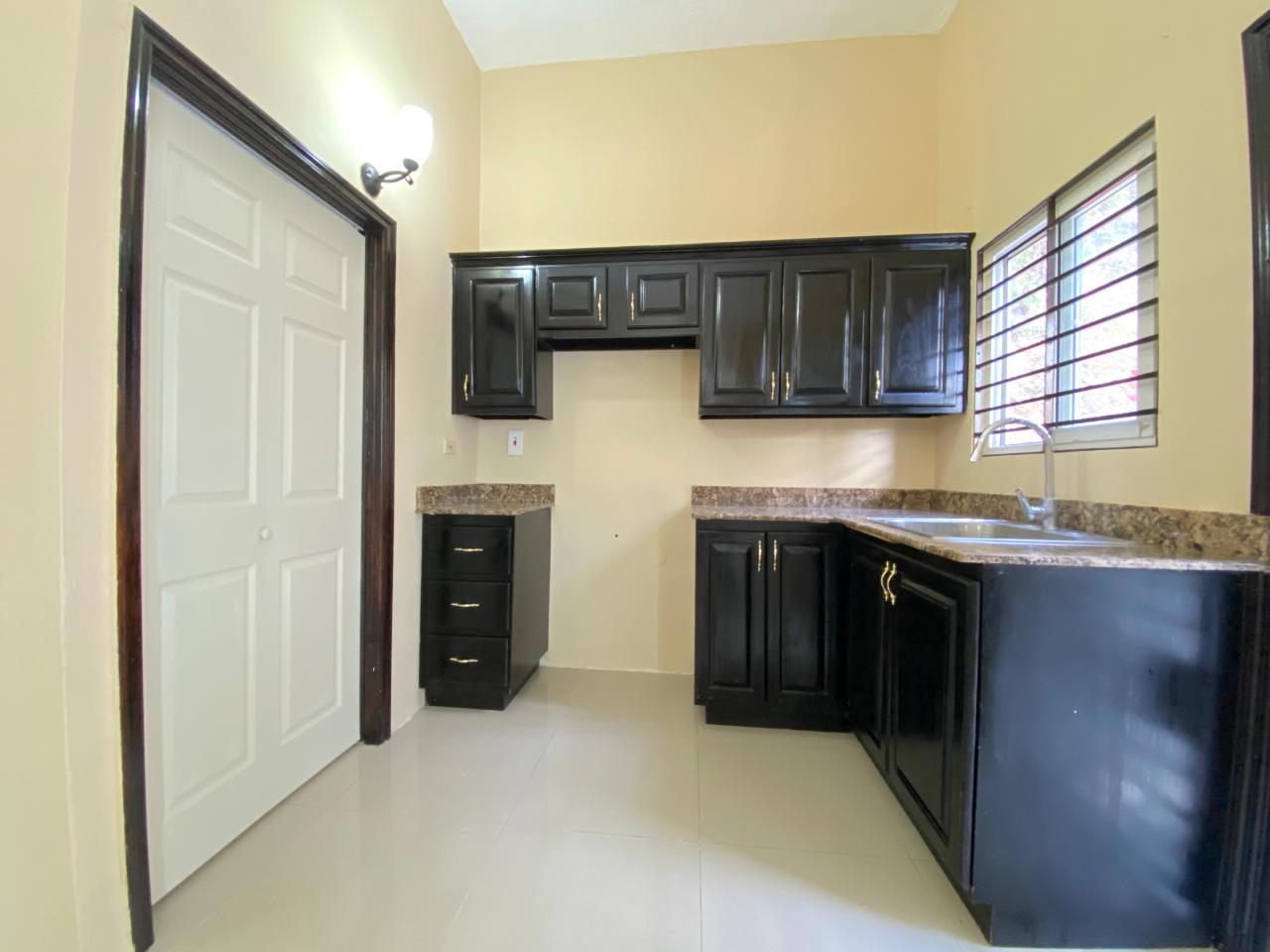 House For Rent ASQUITH DRIVE, Kingston 19 75,000 Keez