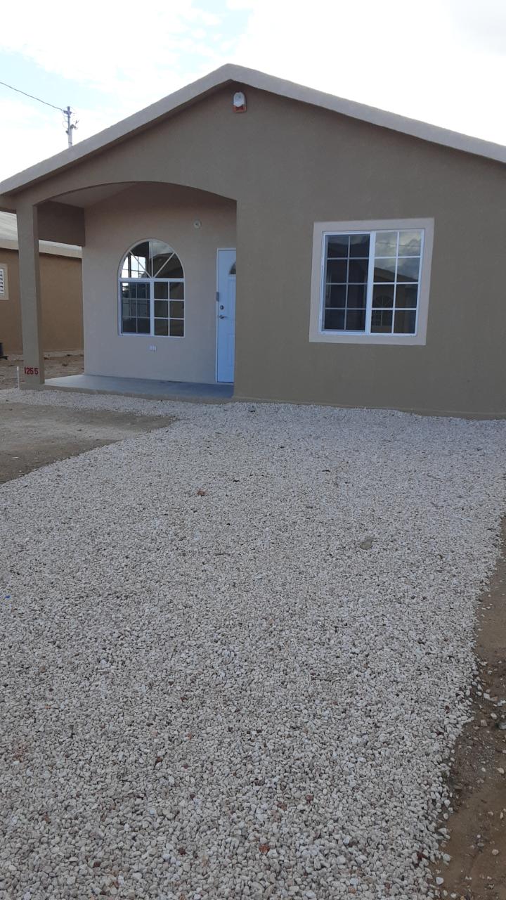 House For Rent PHOENIX PARK VILLAGE ST, Greater Portmore 70,000 Keez