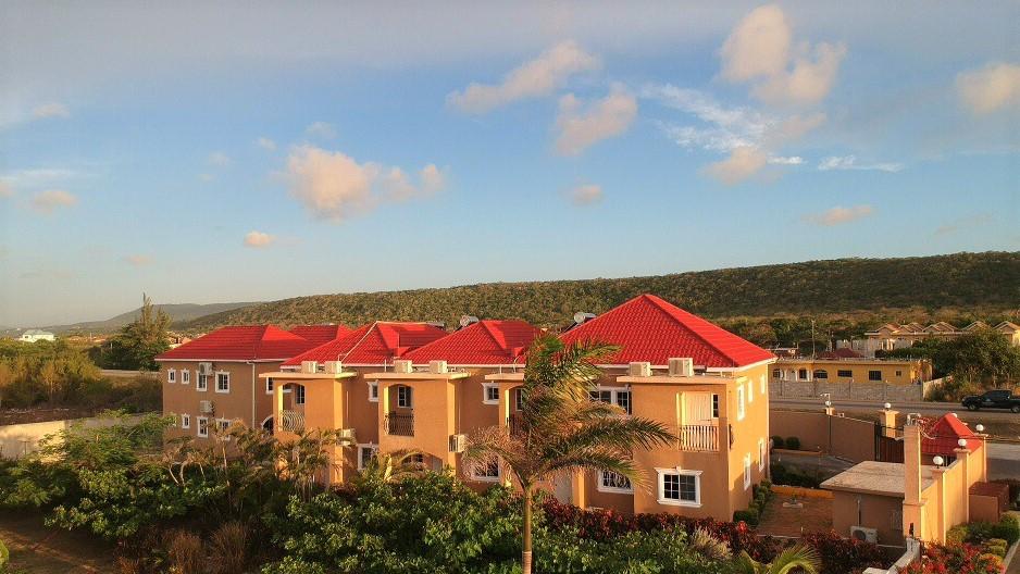 Townhouse For Sale FLAMINGO BEACH ESTATE, Falmouth 235,000 Keez