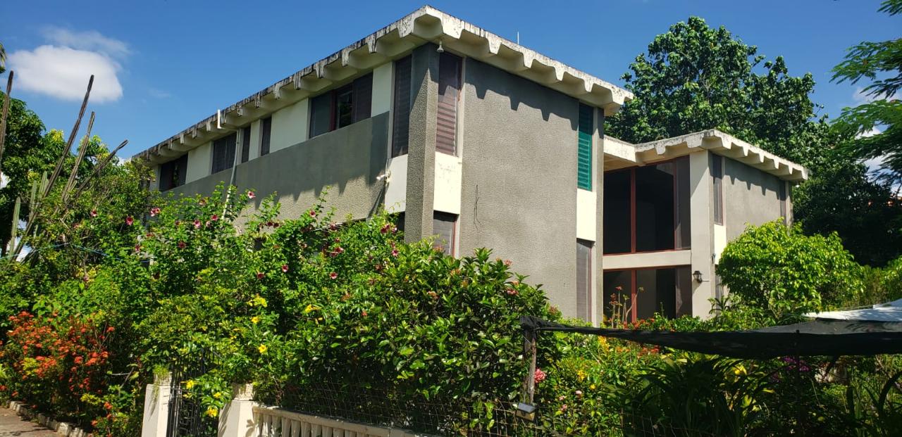 House For Sale EDAM DRIVE, Kingston 8 90,000,000 Keez