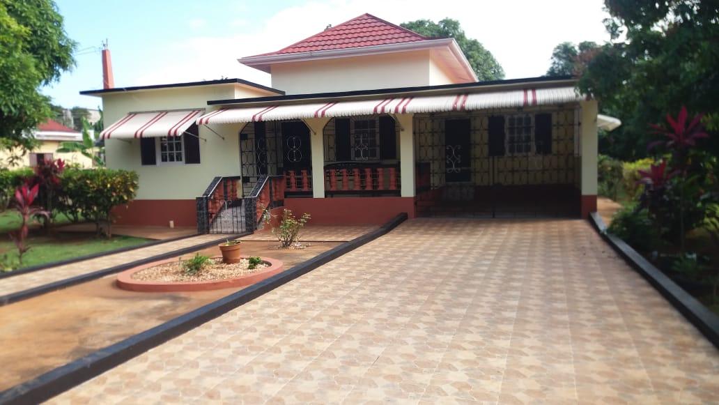 House For Sale STEWART CASTLE, Duncans 18,000,000 Keez