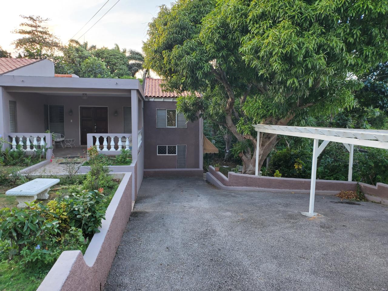 House For Sale BELMONT DRIVE, TORADO HEI, Montego Bay 46,000,000 Keez