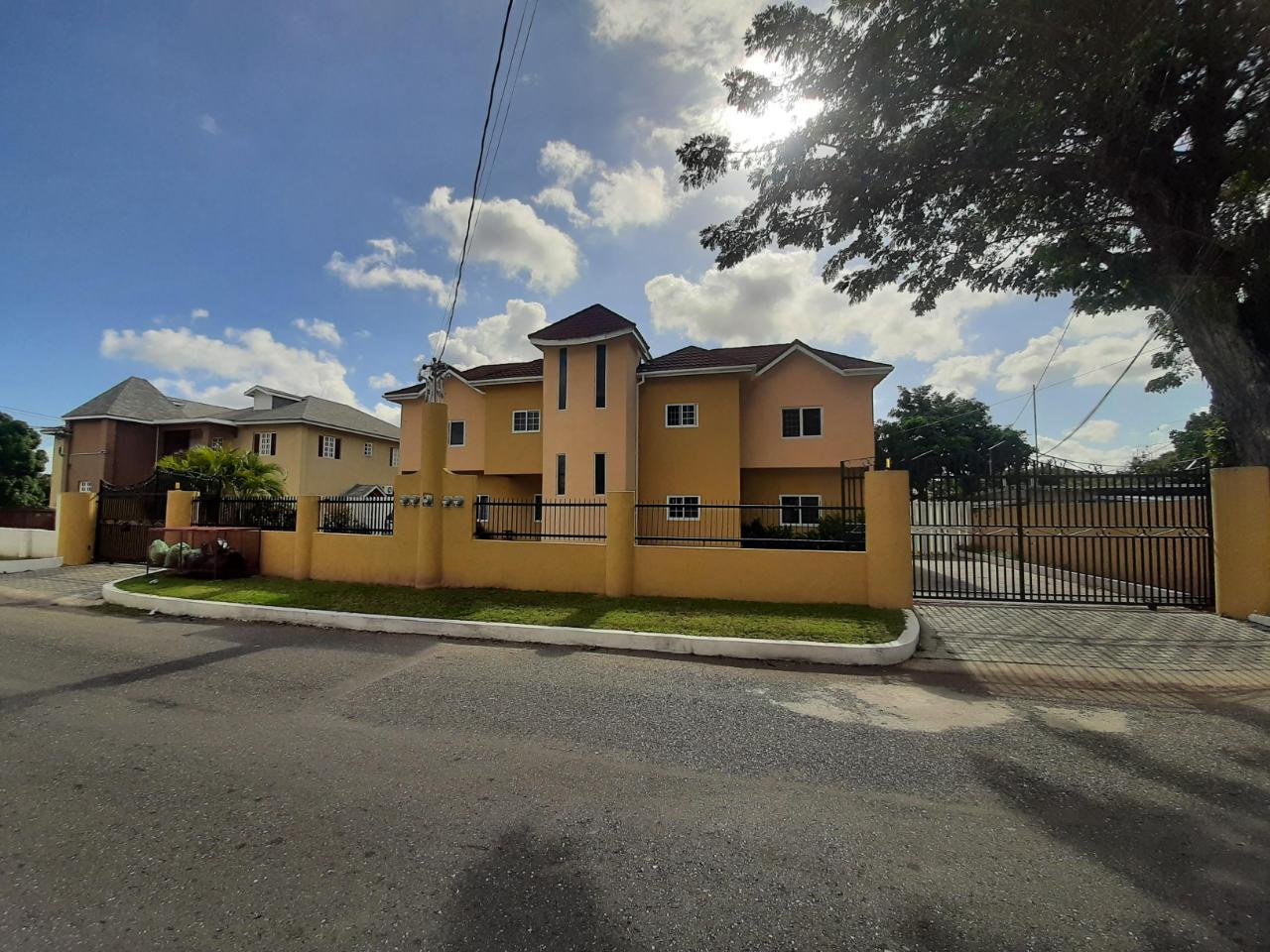 Apartment For Sale GROVE PARK AVENUE, KINGST, Kingston 8 35,000,000