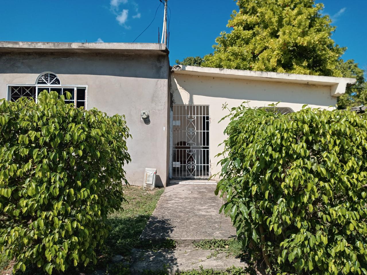 House For Sale MCFARLANE AVENUE, Spanish Town 11,000,000 Keez