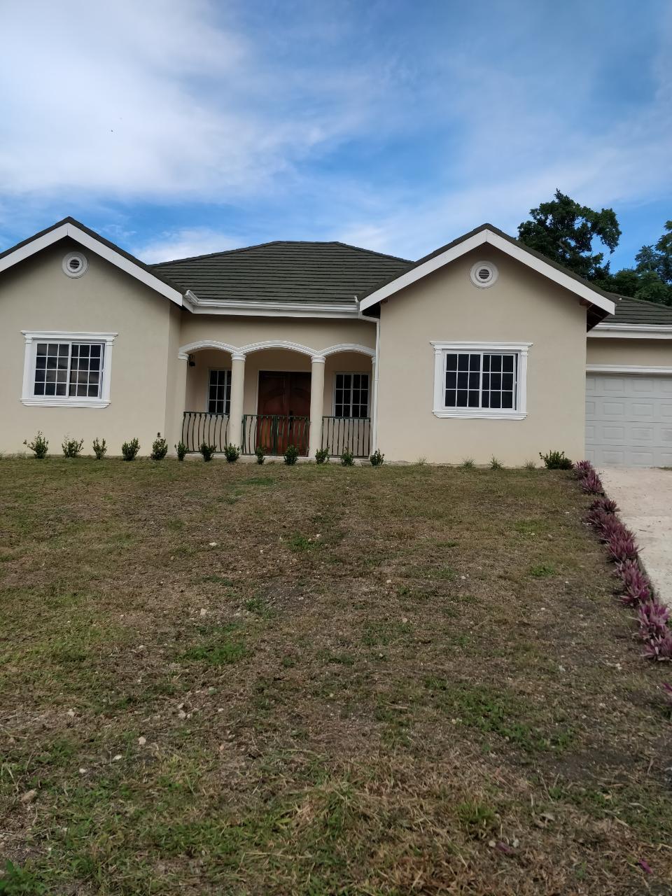 House For Rent WHITE RIVER PINES, Ocho Rios 130,000 Keez