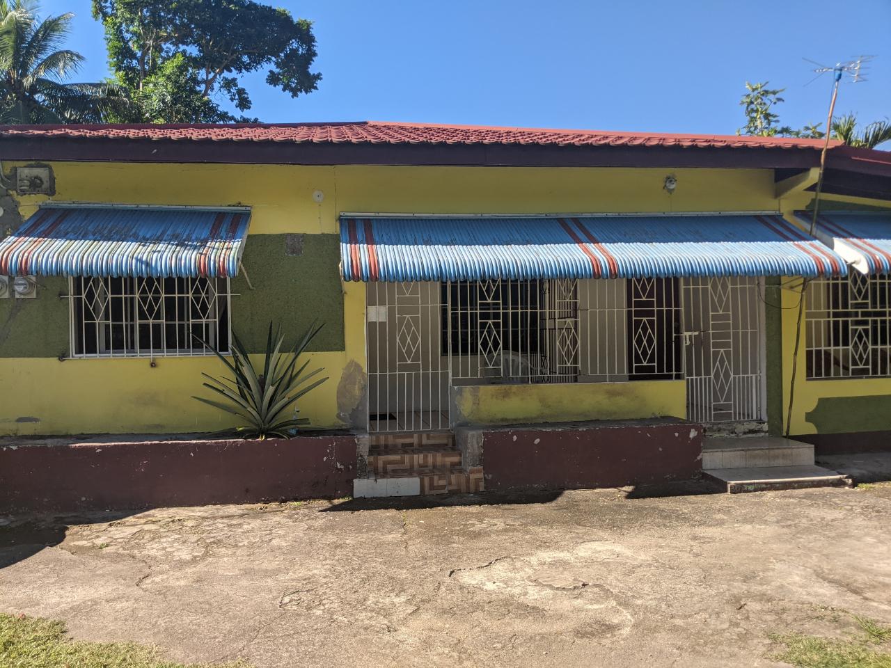 House For Sale TEMPLE HALL, Lawrence Tavern 23,000,000 Keez