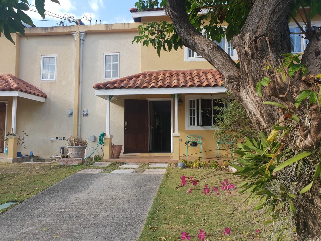 Townhouse For Rent MANGO WALK BLVD, Montego Bay 1,600 Keez