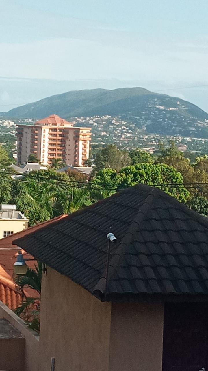 Apartment For Sale ROCKHAMPTON DRIVE, KINGST, Kingston 8 36,000,000