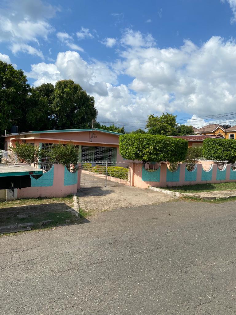 House For Sale LYNDALE AVENUE, Kingston 20 32,000,000 Keez