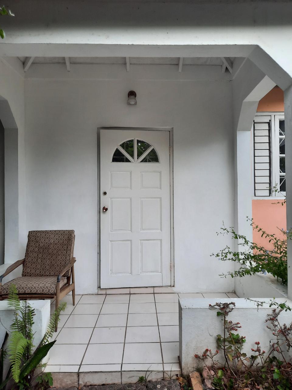 House For Rent WILTSHIRE AVENUE, Kingston 6 90,000 Keez