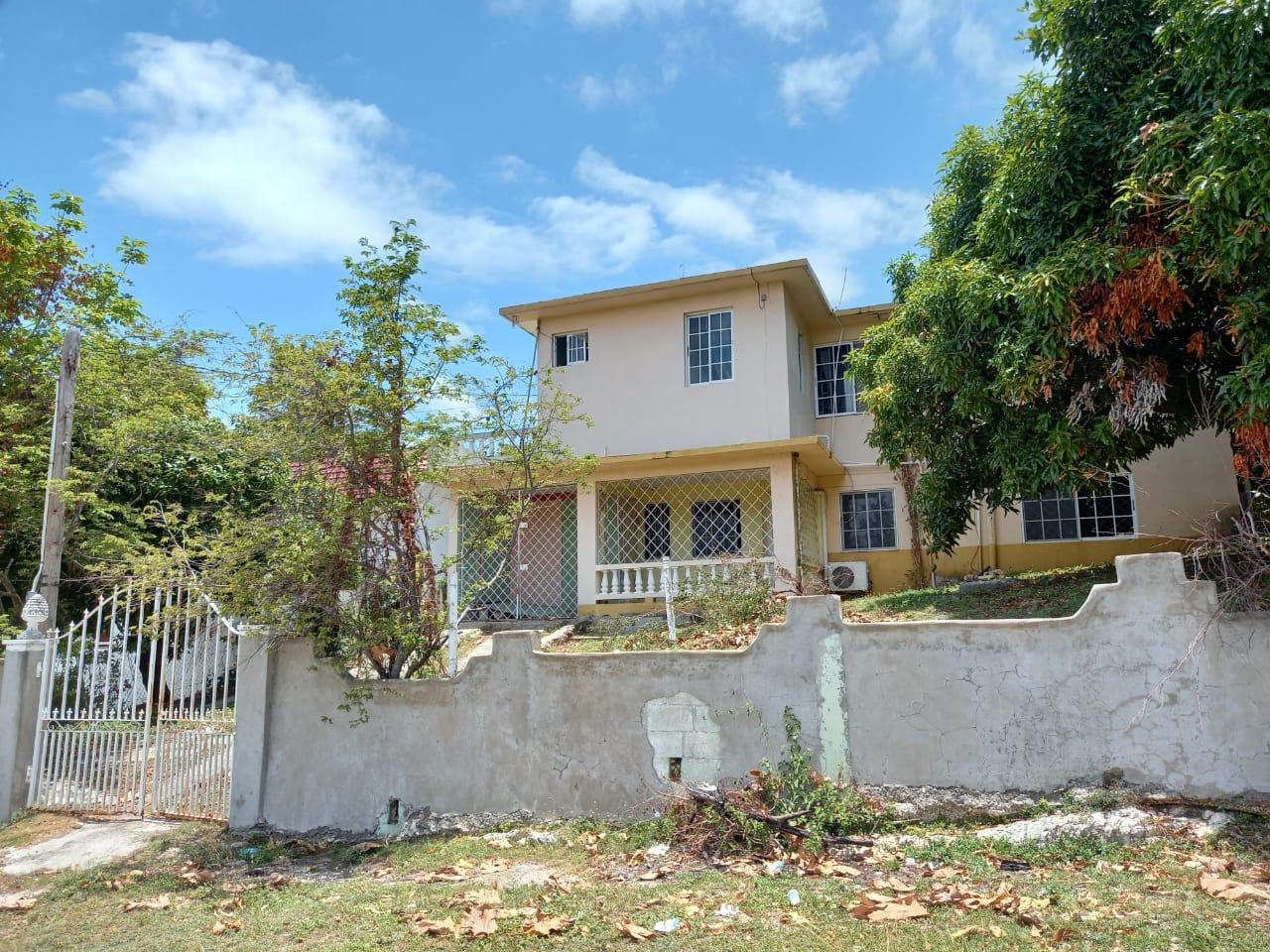 House For Sale LORRAINE DRIVE, Montego Bay 18,500,000 Keez