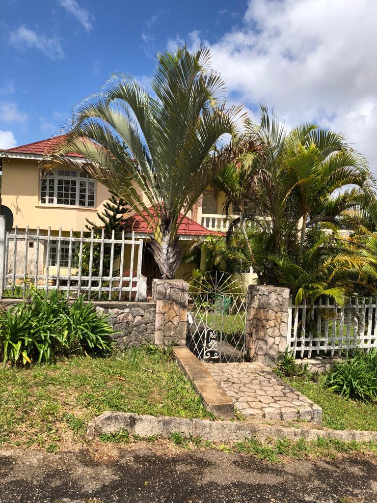 House For Sale HOPETON GARDENS, Mandeville 28,000,000 Keez