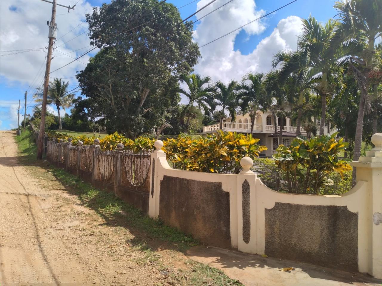 House For Sale COTTAGE, Walkerswood 28,000,000 Keez