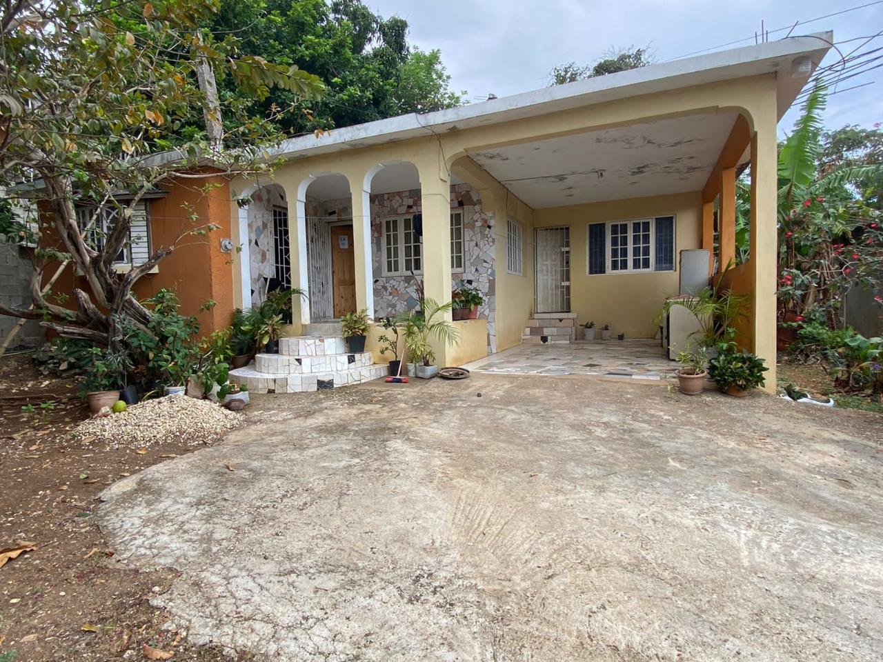 House For Sale NORWOOD PEN, Montego Bay 15,000,000 Keez