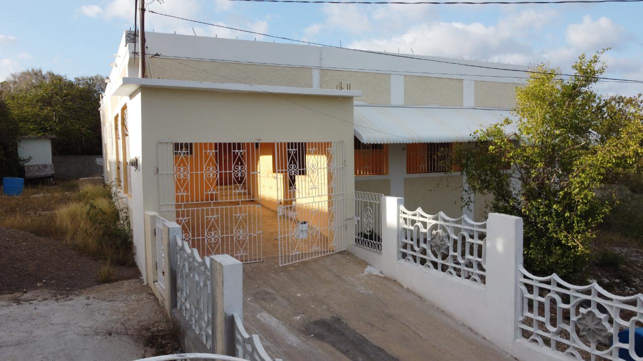 House For Sale DIAMOND AVE, Greater Portmore 35,500,000 Keez