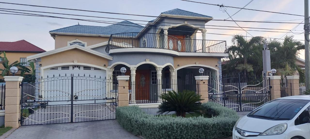 House For Rent COLBECK MANOR, Old Harbour 100,000 Keez