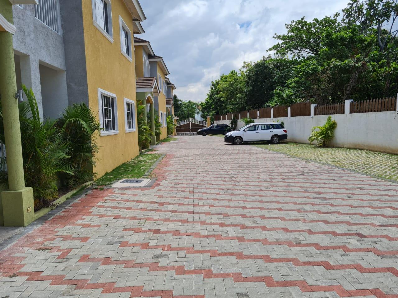 Apartment For Rent CHARLTON ROAD, Kingston 8 140,000 Keez