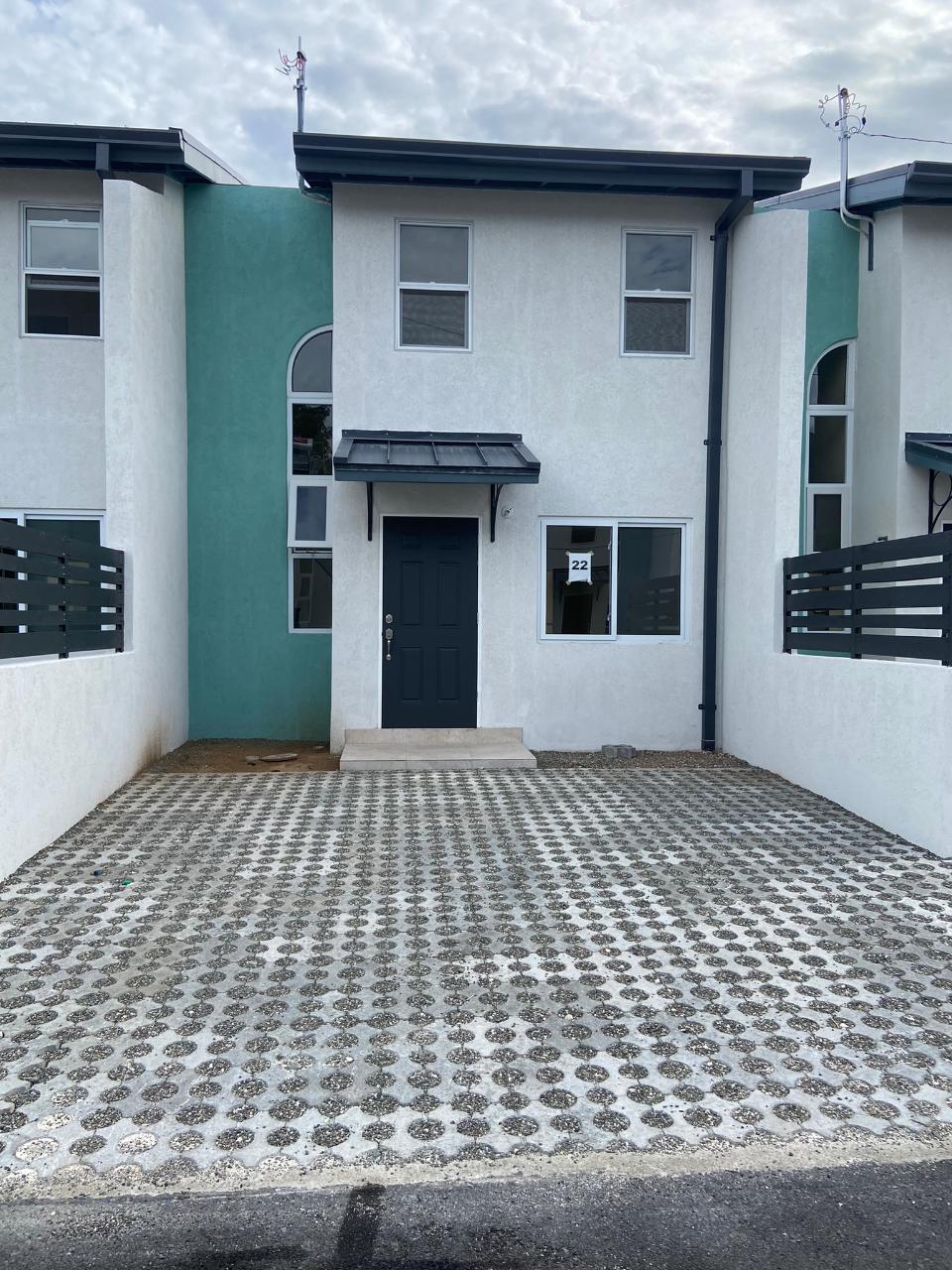Townhouse For Rent HARBOUR VIEW, Kingston 17 130,000 Keez