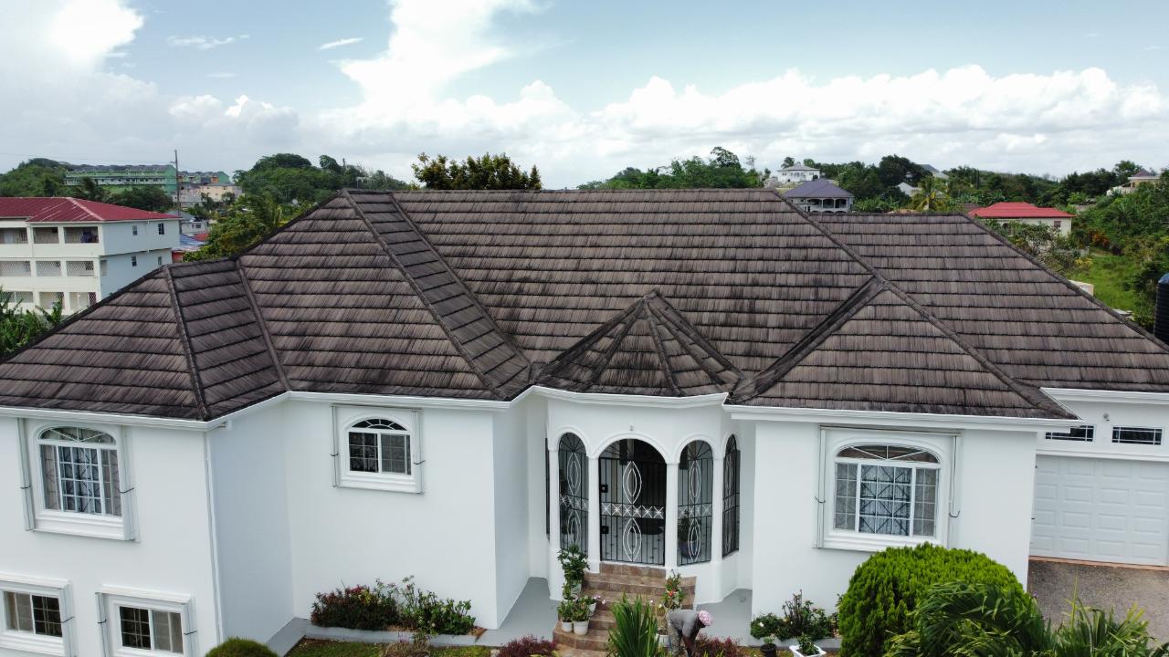 House For Sale HOPEDALE CLOSE, Mandeville 45,000,000 Keez