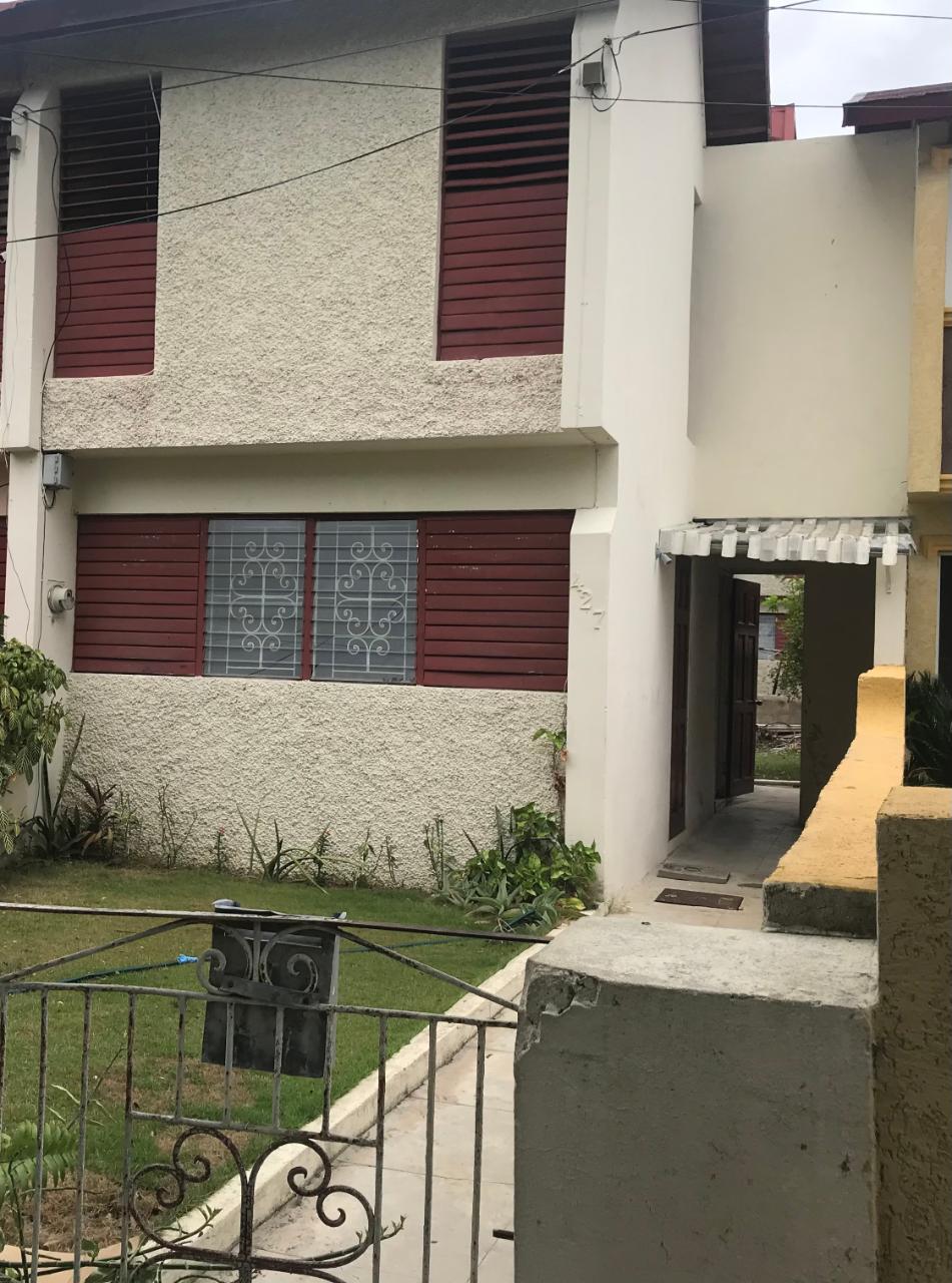 Townhouse For Sale: WINONA DRIVE, GARVEYMEADE, Greater Portmore ...