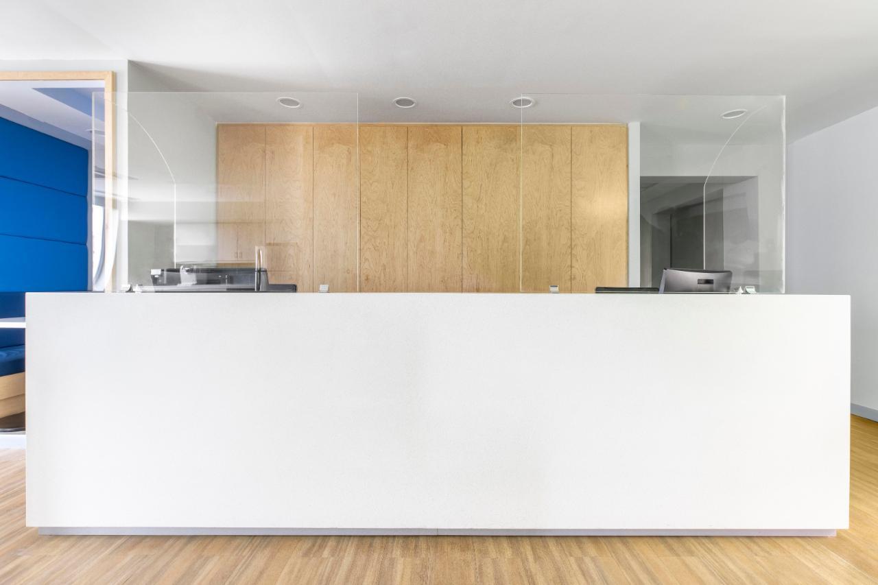 Offices / Commercial Bldg For Rent KNUTSFORD BOULEVARD, 9TH FLOOR