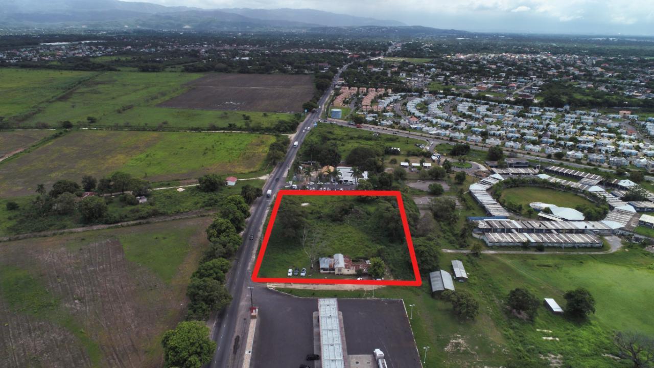 Commercial Lot For Sale OLD HARBOUR ROAD, Old Harbour 2,500,000 Keez