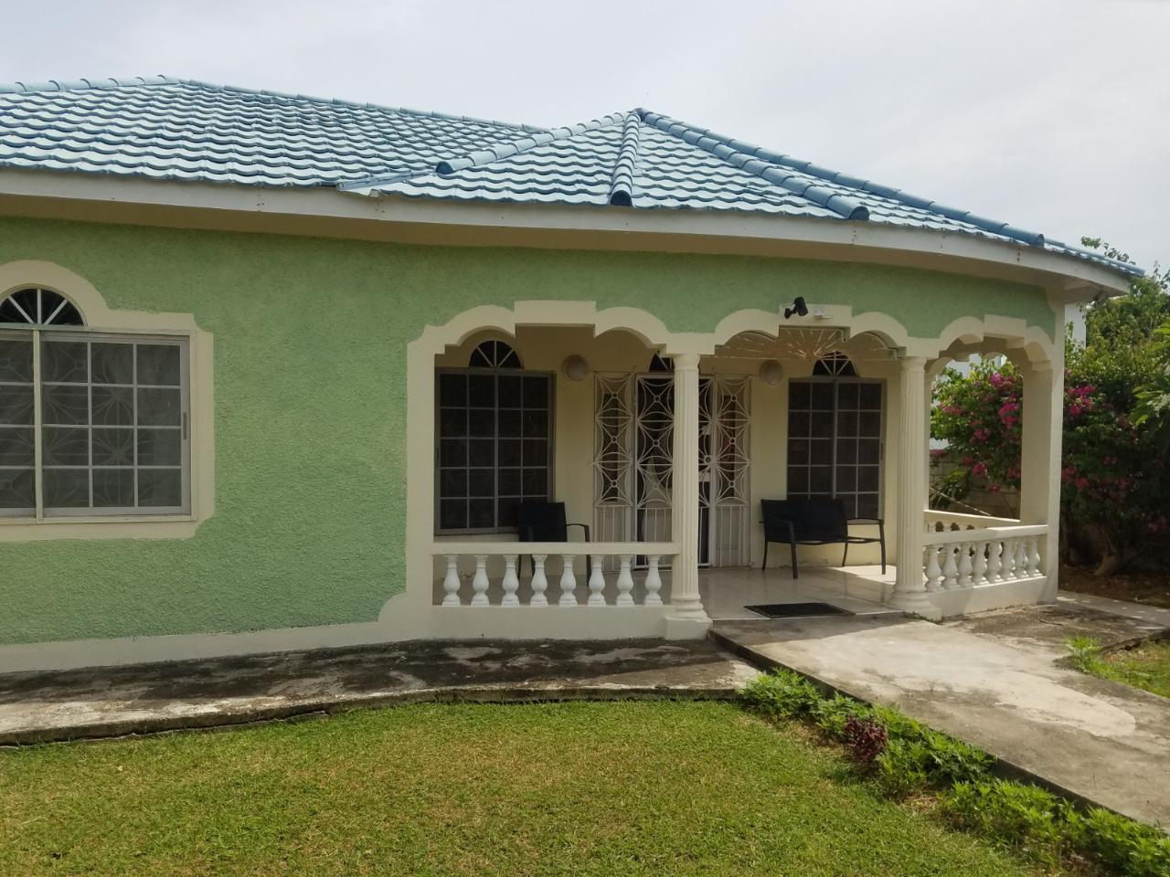 House For Rent: DUNCANS BAY, TRELAWNY, Duncans | $1,200