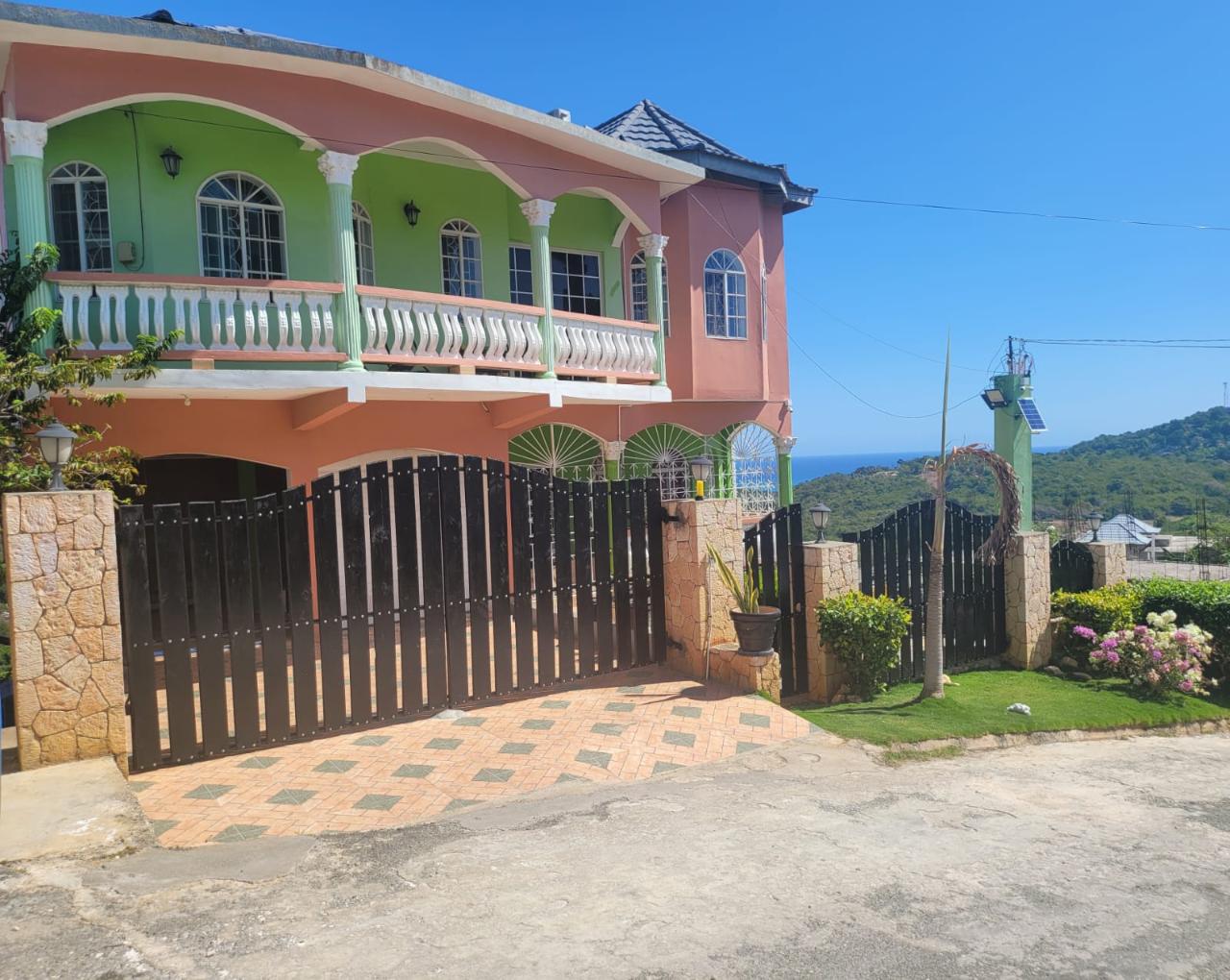 House For Sale DUNCAN HILLS, TRELAWNY, Duncans 65,000,000 Keez
