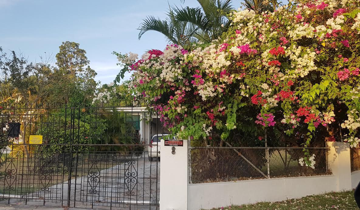 House For Sale KINGS DRIVE, KINGSTON 6, Kingston 6 720,000 Keez