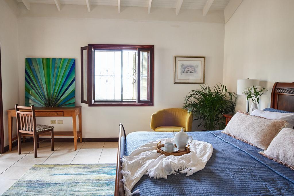 Apartment For Sale JACKS HILL ROAD, Kingston 6 400,000 Keez