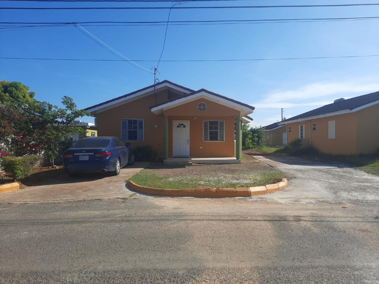 House For Rent STONEBROOK VISTA, Falmouth 900 Keez