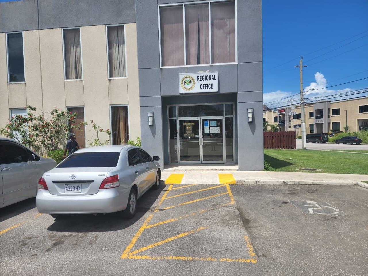 Offices / Commercial Bldg For Rent FAIRVIEW II OFFICE PARK, BOGUE