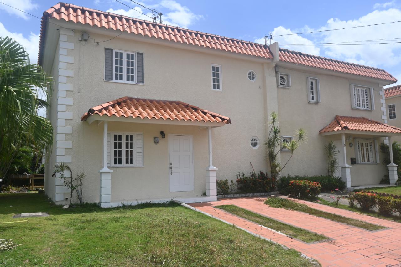 Townhouse For Rent CHAMBERS DRIVE, Kingston 6 170,000 Keez