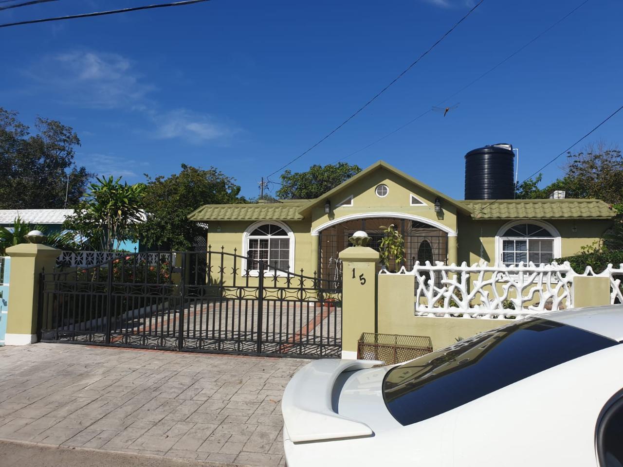 House For Sale DODGE ROAD , BRIDGEPORT, Bridgeport 26,000,000 Keez