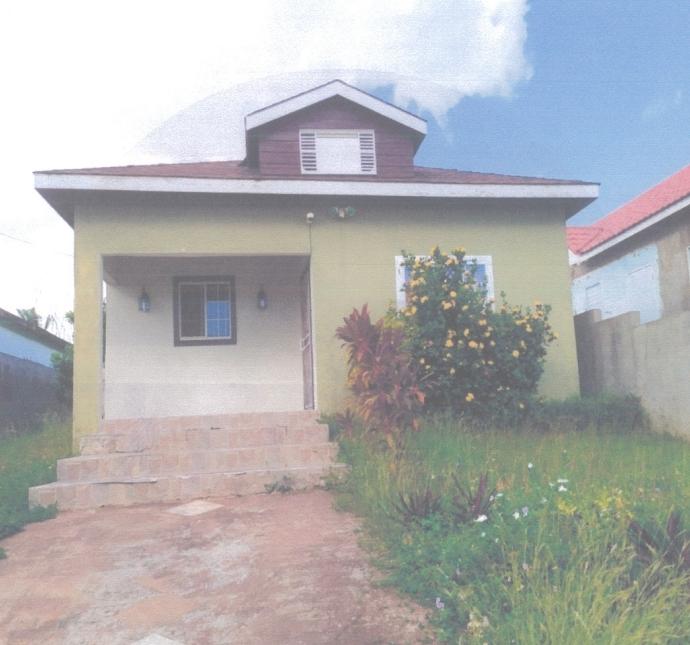 House For Sale CEDAR AVENUE, May Pen 10,800,000 Keez