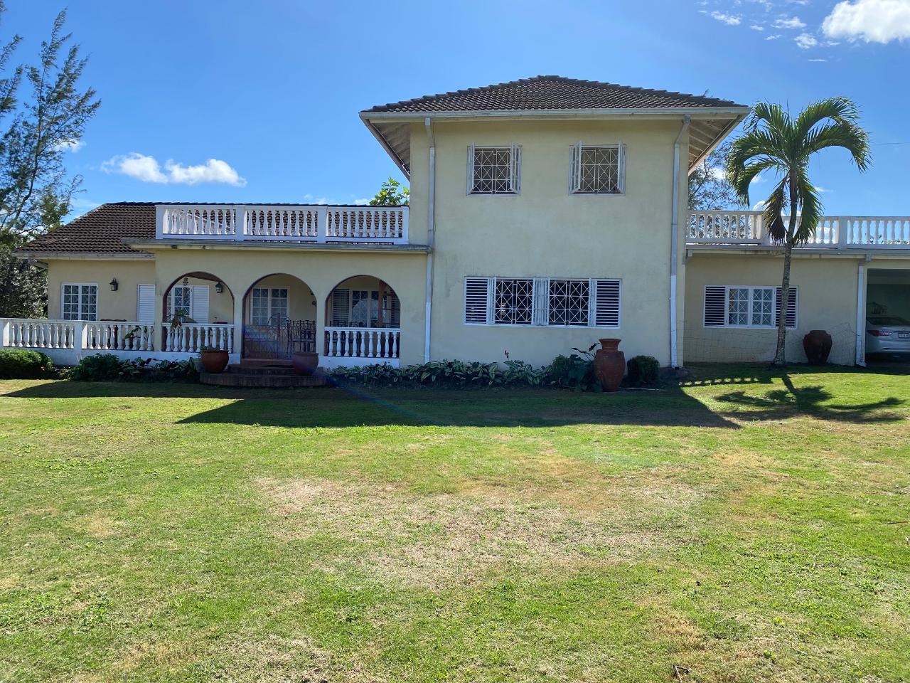 House For Sale: QUEENHYTE DISTRICT, Discovery Bay | $2,000,000 | Keez