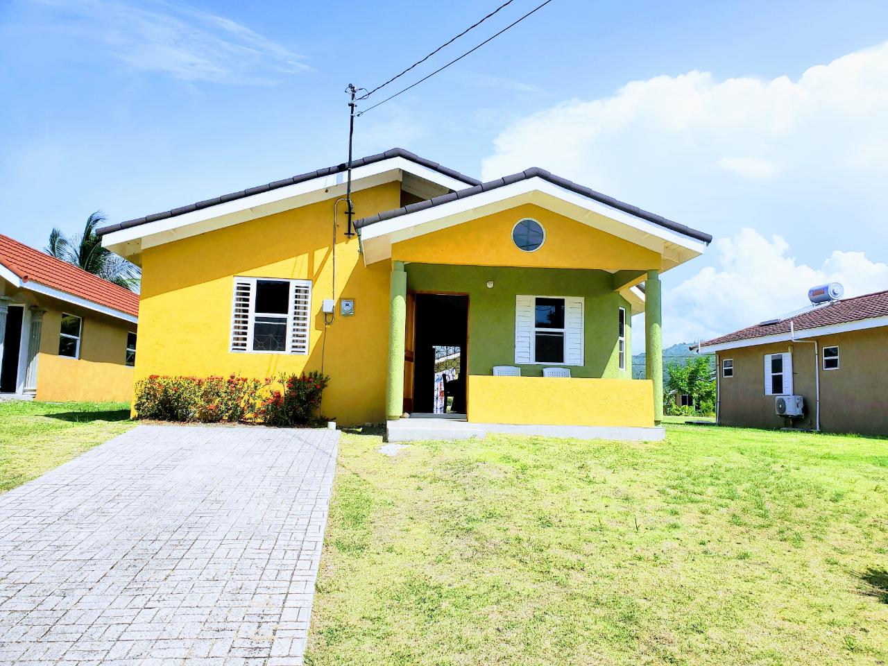 House For Rent CANARY DRIVE, Ocho Rios 900 Keez
