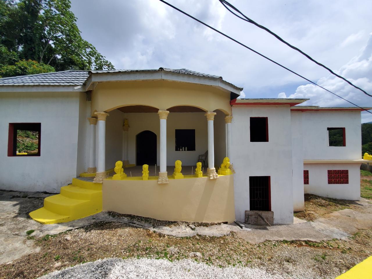 House For Sale PHOENIX PARK VILLAGE, Greater Portmore 30,000,000 Keez