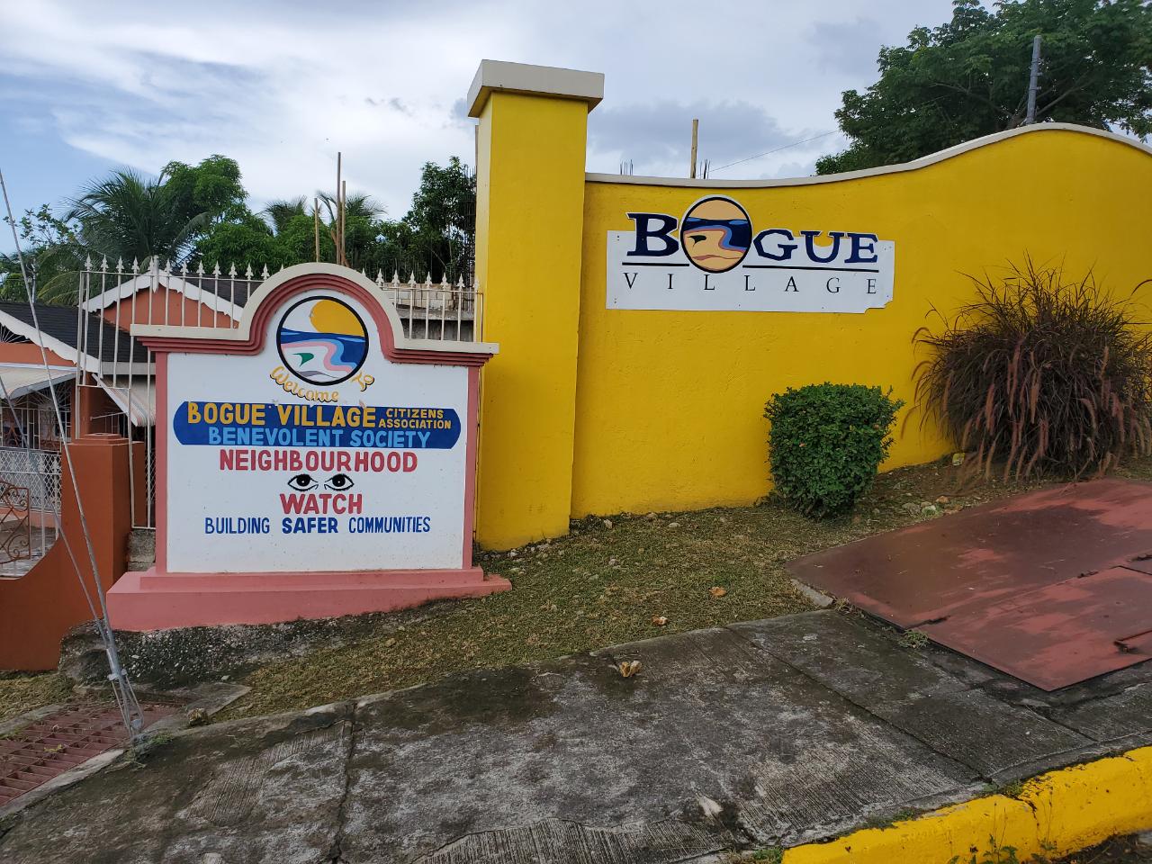 House For Rent BOGUE VILLAGE, Montego Bay 1,050 Keez