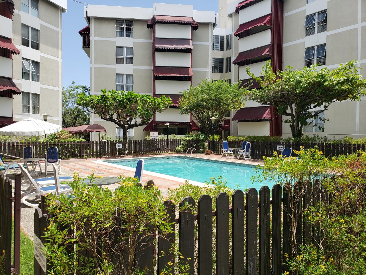 Apartment For Rent TRAFALGAR ROAD, Kingston 10 1,000 Keez