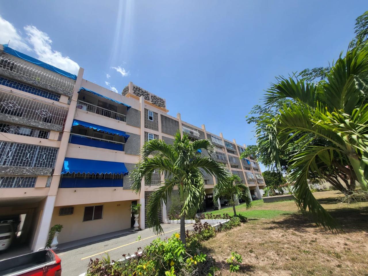 Apartment For Rent ARNOLD ROAD, Kingston 5 58,000 Keez