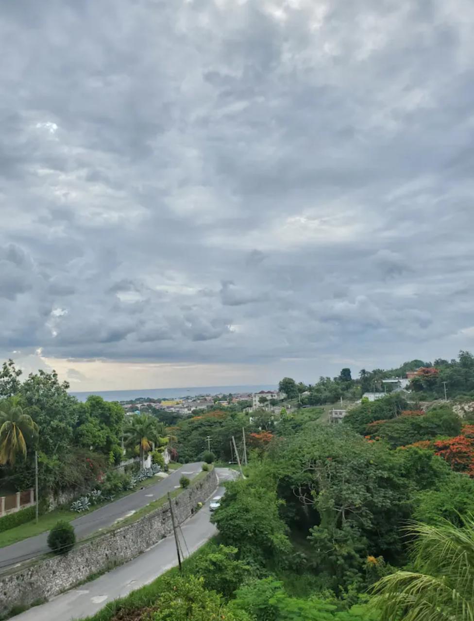 Townhouse For Sale WESTGATE HILLS BLVD, Montego Bay 175,000 Keez